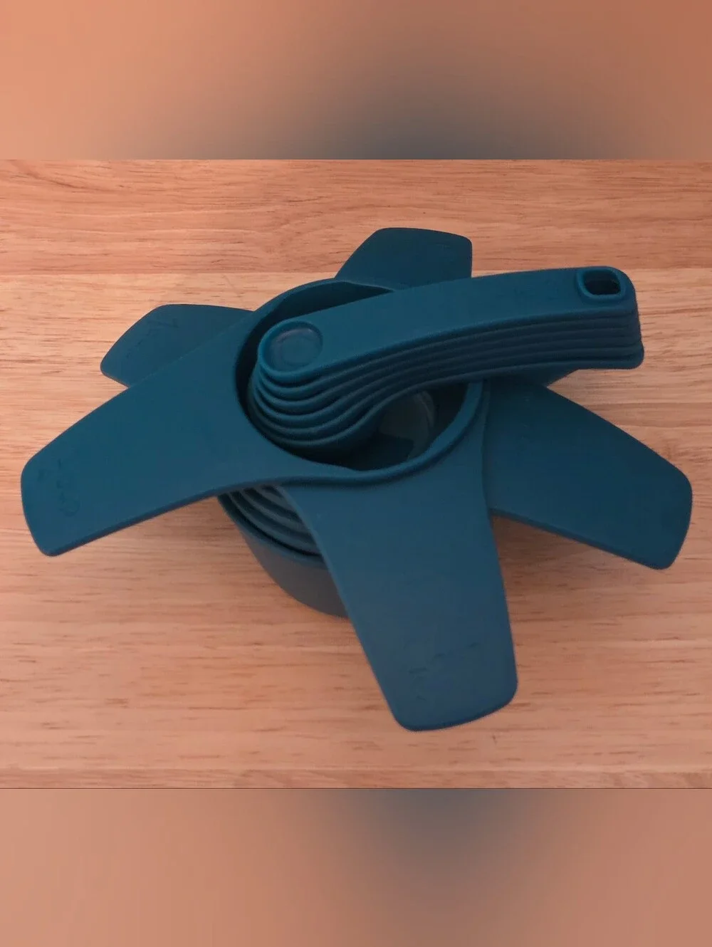 Tupperware Measuring Set